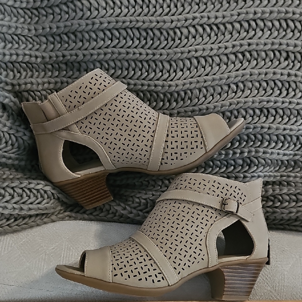 Taupe Cutout Peep Toe Bootie Sandals – Low Block Heel